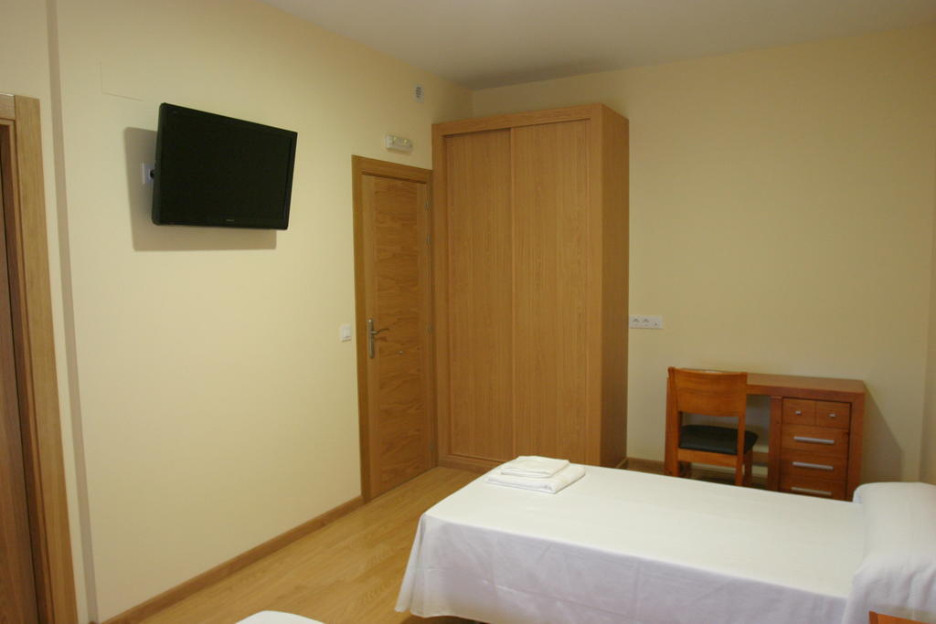 Albergue La Encina Hospital de Órbigo Quarto foto